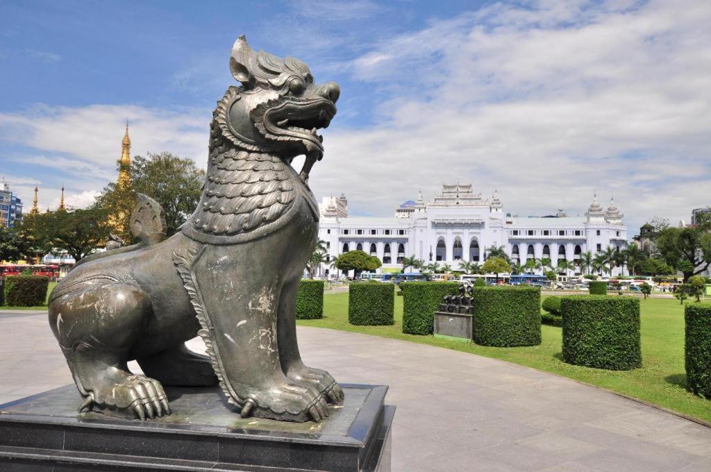 Virati Hotel Янгон Экстерьер фото