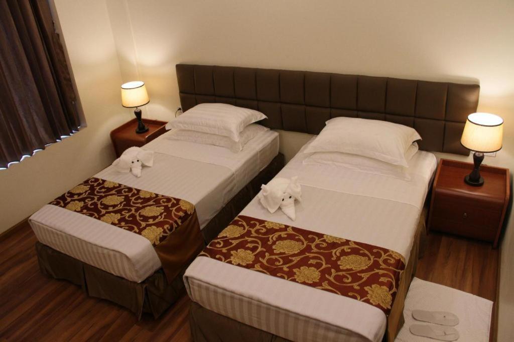 Virati Hotel Янгон Экстерьер фото